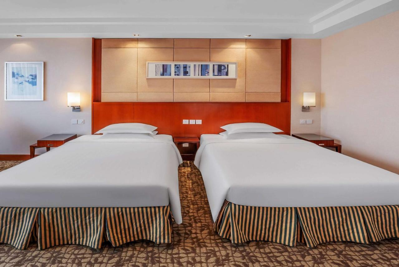 Hotel Ramada Beijing North Changping Esterno foto