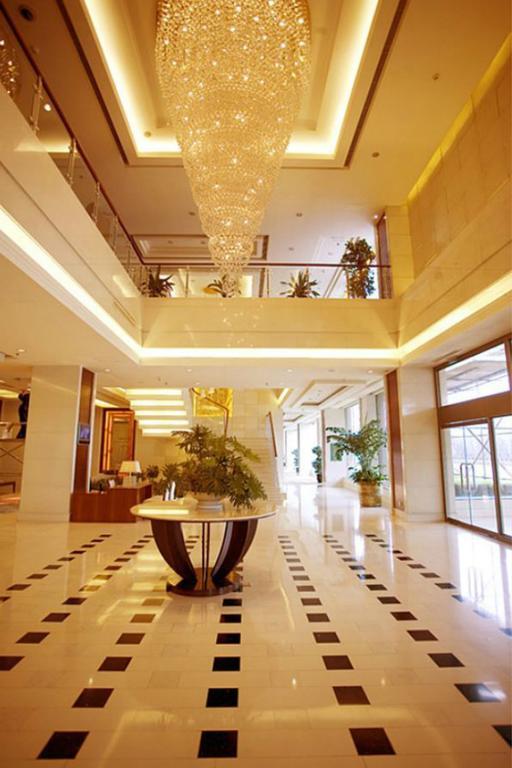 Hotel Ramada Beijing North Changping Esterno foto